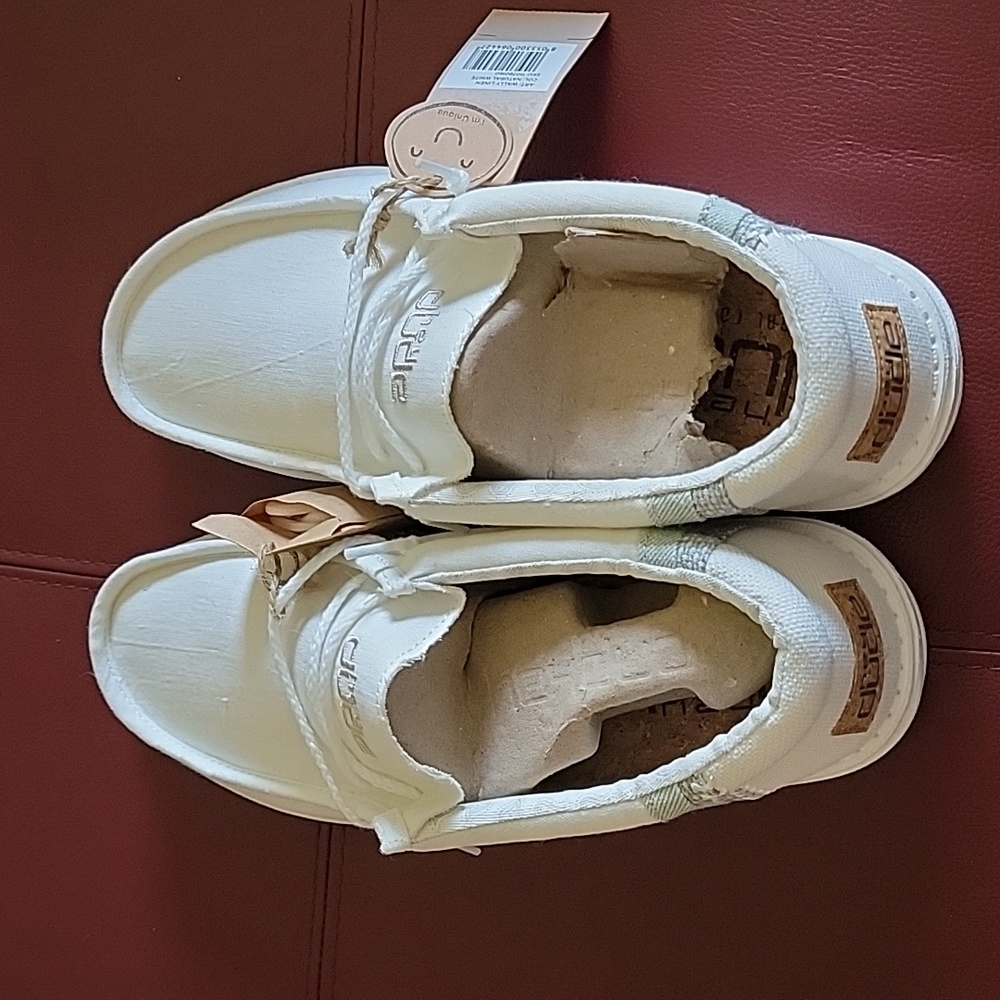 Hey Dude Shoes in white linen men's size 12